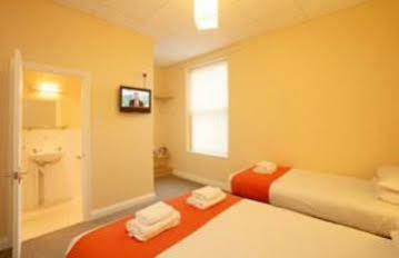 The Avala Guesthouse Cardiff Extérieur photo