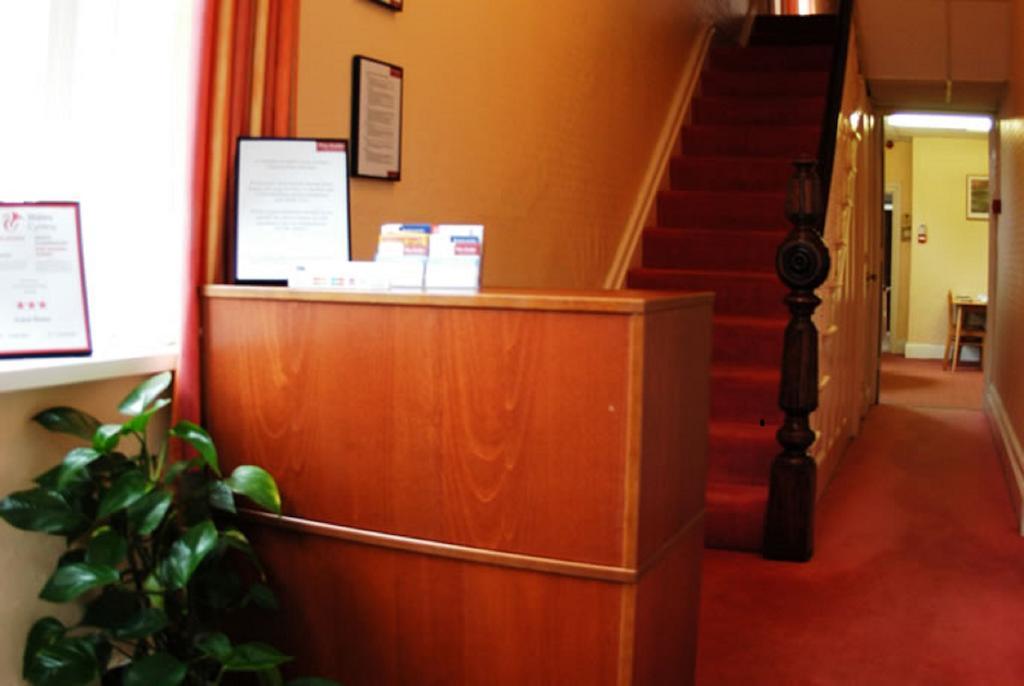 The Avala Guesthouse Cardiff Extérieur photo